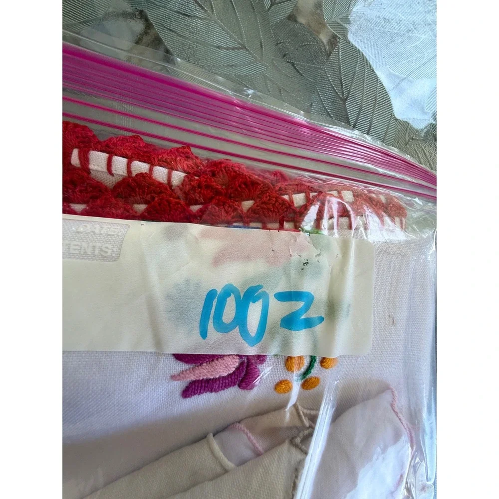 Vintage Hungarian Kalocsa Embroidered Tablecloth and Napkin Set White Floral Red
